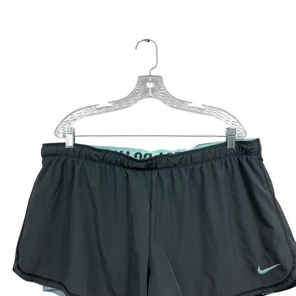 Nike Dri-FIT Womens Running Shorts Athletic Snug Inner Layer Gray Mint Sz XL - Picture 2 of 6